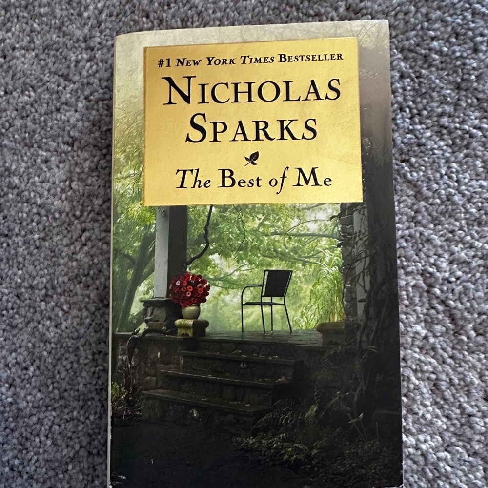 The best of me by Nicholas Sparks (paperback)